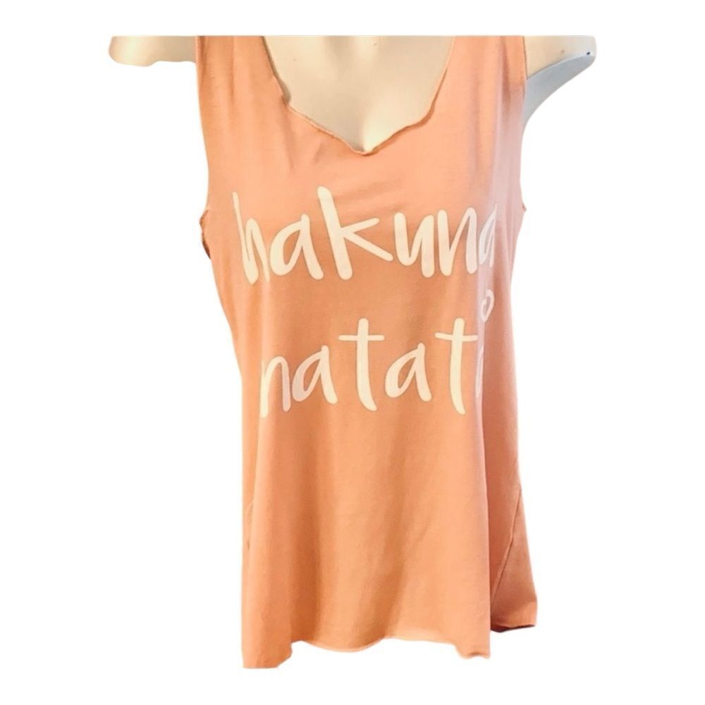 Hakuna Matata light solid pink tank soft